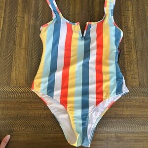 Bold Stripe Colorblock One Piece Swimsuit | Retro Summer‎ Swimwear